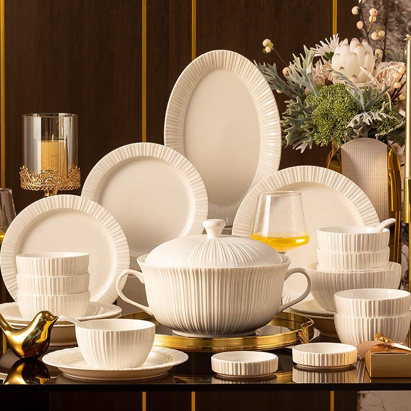 Minimalist Cream Fluted Ceramic Dinnerware Collection